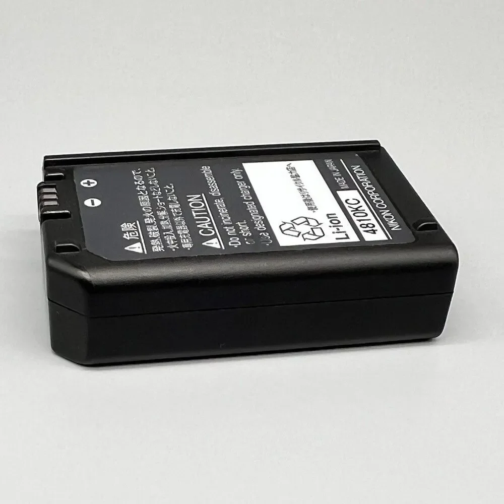Genuine Nikon EN-EL7 Battery for Coolpix 8400/8800 Cameras OEM (25656) UNTESTED